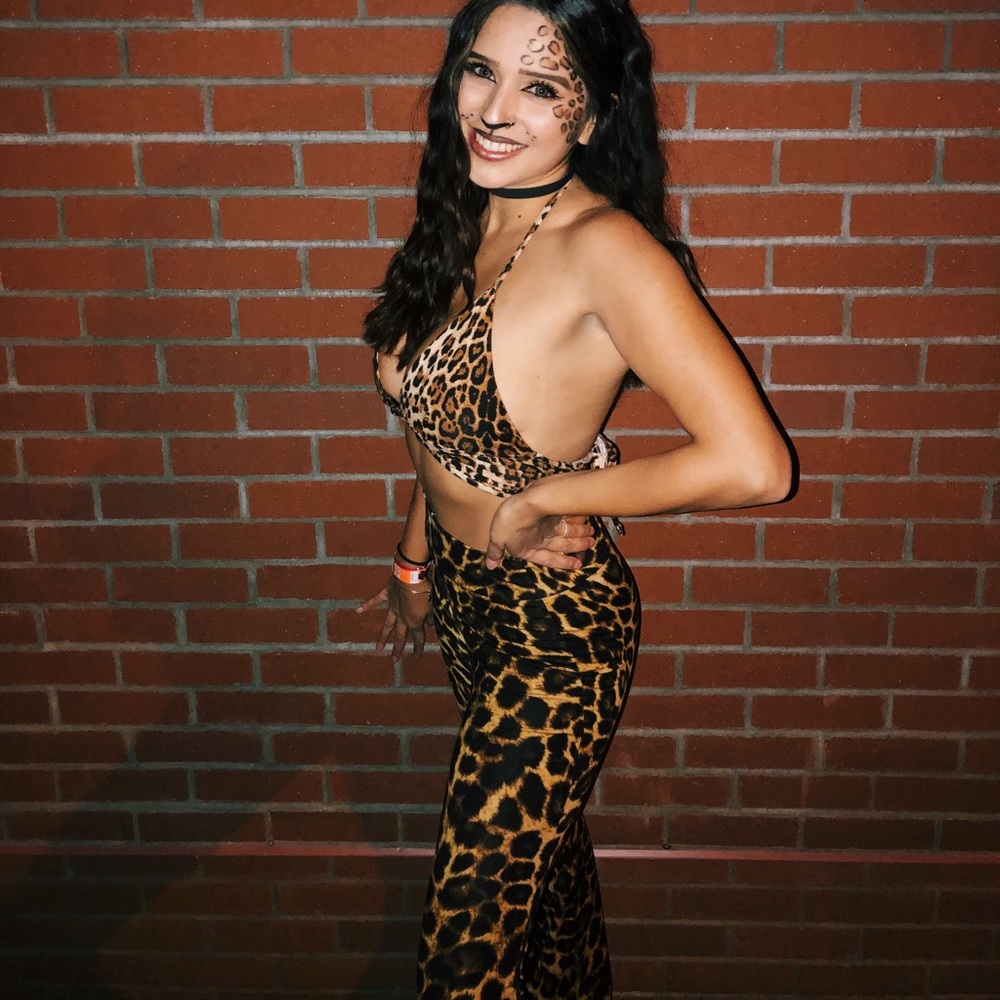 highwasited cheetah bell bottoms